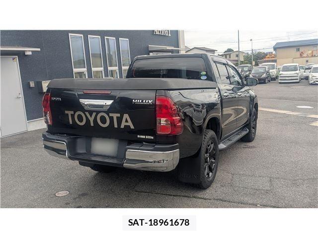 Toyota HILUX 2018-09 7272024-8
