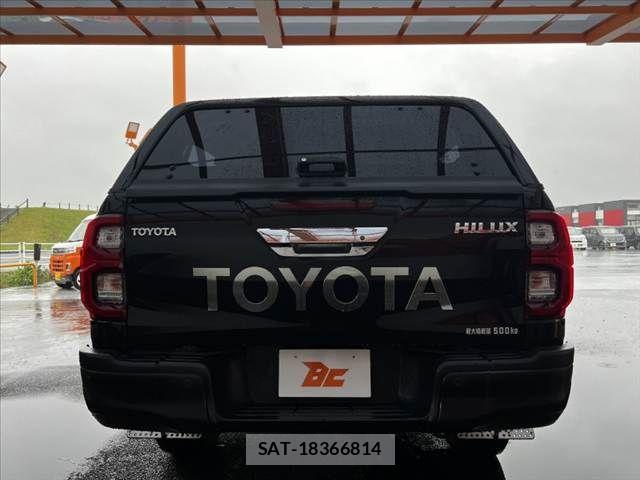 Toyota HILUX 2022-02 7272023-11