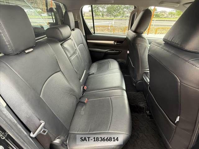 Toyota HILUX 2022-02 7272023-16