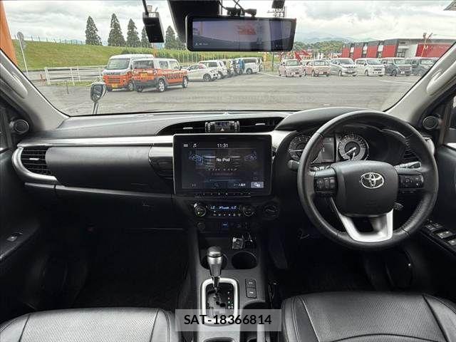 Toyota HILUX 2022-02 7272023-1