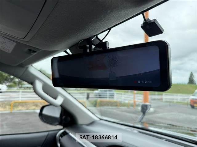 Toyota HILUX 2022-02 7272023-21
