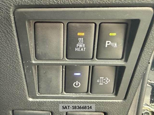 Toyota HILUX 2022-02 7272023-26