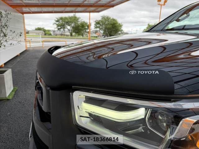 Toyota HILUX 2022-02 7272023-4