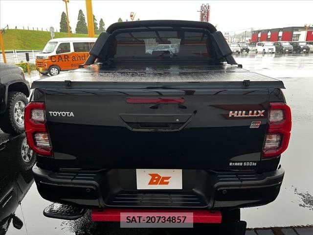 Toyota HILUX 2023-09 7327462-11