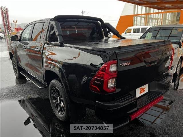 Toyota HILUX 2023-09 7327462-12