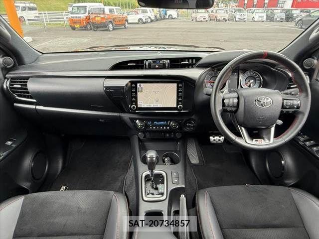 Toyota HILUX 2023-09 7327462-1