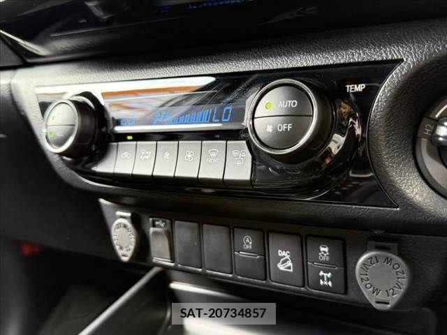 Toyota HILUX 2023-09 7327462-25