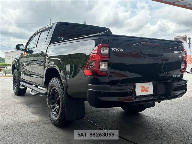 Toyota HILUX 2023-01 7327464-14
