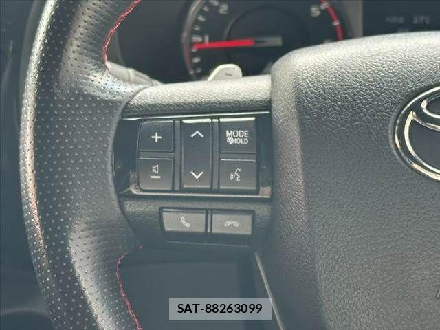 Toyota HILUX 2023-01 7327464-27