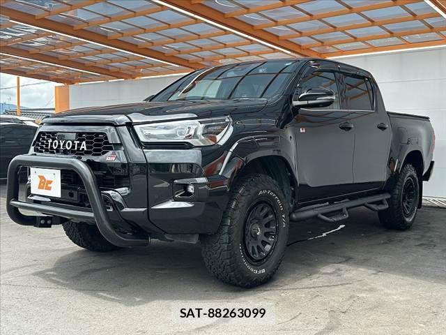 Toyota HILUX 2023-01 7327464-7