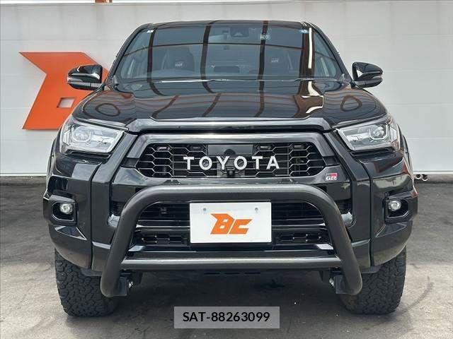 Toyota HILUX 2023-01 7327464-8