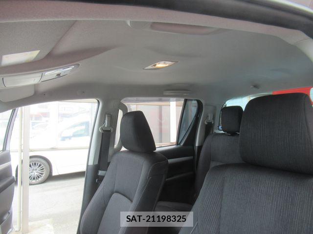 Toyota HILUX 2024-06 7327466-10