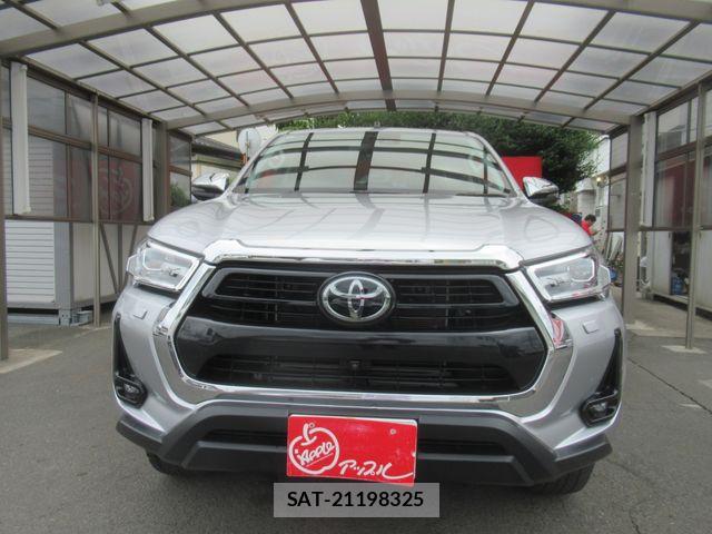 Toyota HILUX 2024-06 7327466-11