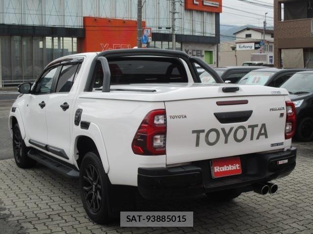 Toyota HILUX 2022-02 7327465-12