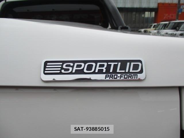 Toyota HILUX 2022-02 7327465-24