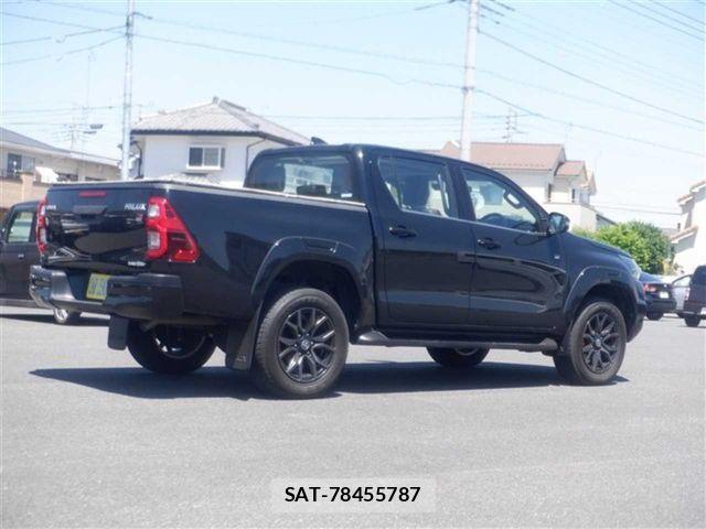Toyota HILUX 2023-04 7327461-2