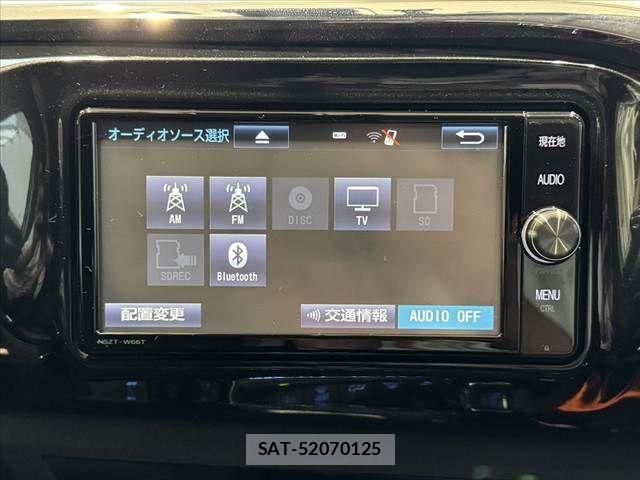 Toyota HILUX 2018-09 7358081-17