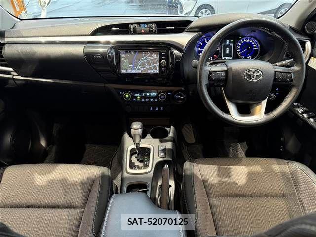 Toyota HILUX 2018-09 7358081-1