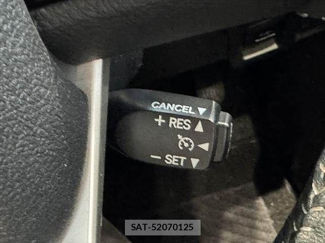 Toyota HILUX 2018-09 7358081-21