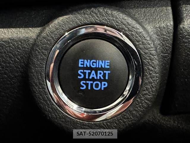 Toyota HILUX 2018-09 7358081-22
