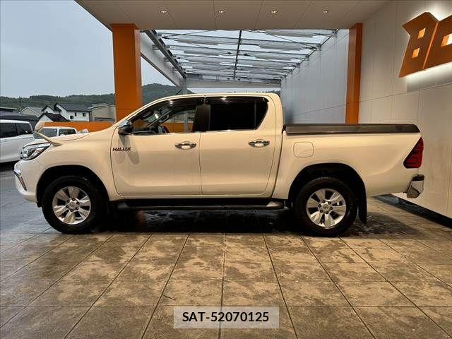 Toyota HILUX 2018-09 7358081-8