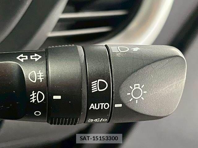 Toyota HILUX 2020-09 7358076-9