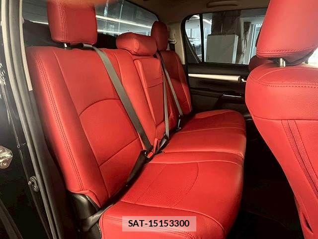 Toyota HILUX 2020-09 7358076-5