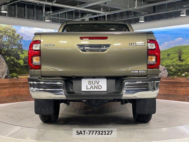 Toyota HILUX 2022-07 7358077-14