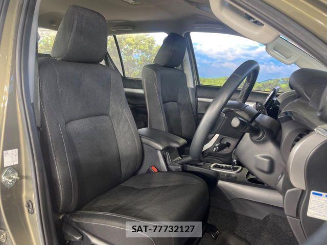 Toyota HILUX 2022-07 7358077-7
