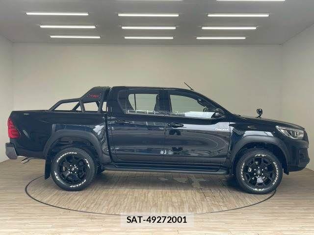 Toyota HILUX 2020-06 7358073-16
