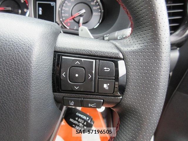 Toyota HILUX 2023-07 7358078-16