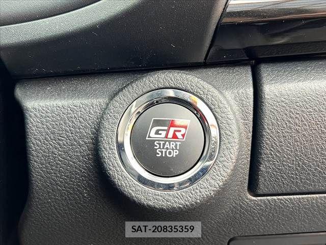 Toyota HILUX 2023-07 7358080-22