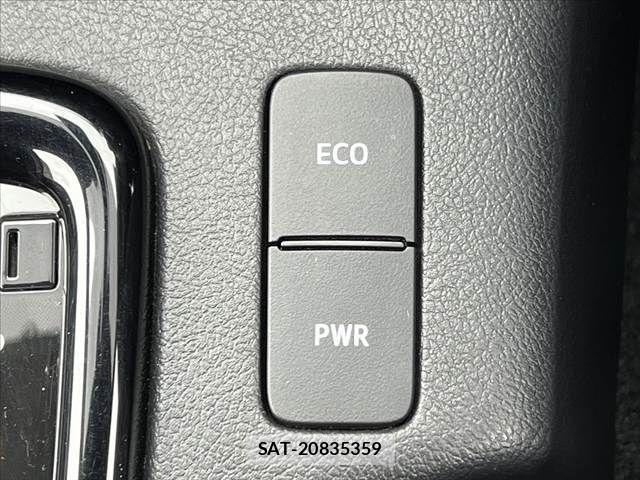 Toyota HILUX 2023-07 7358080-26
