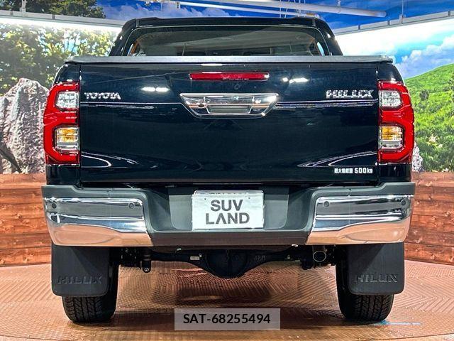 Toyota HILUX 2022-02 7392358-14