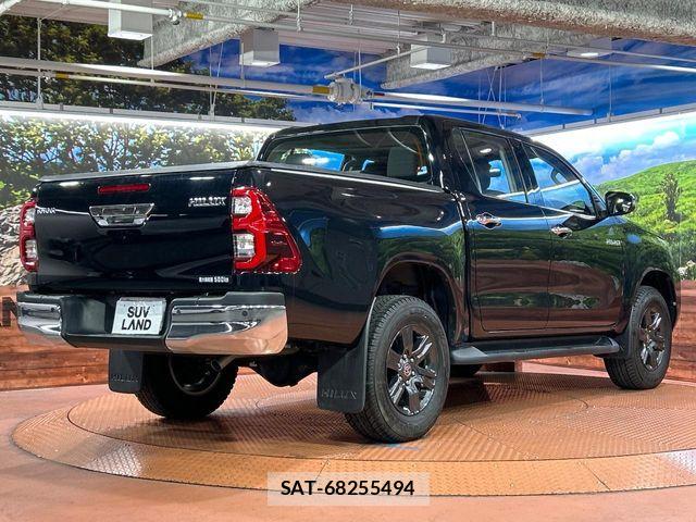 Toyota HILUX 2022-02 7392358-16