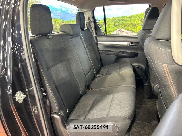 Toyota HILUX 2022-02 7392358-8