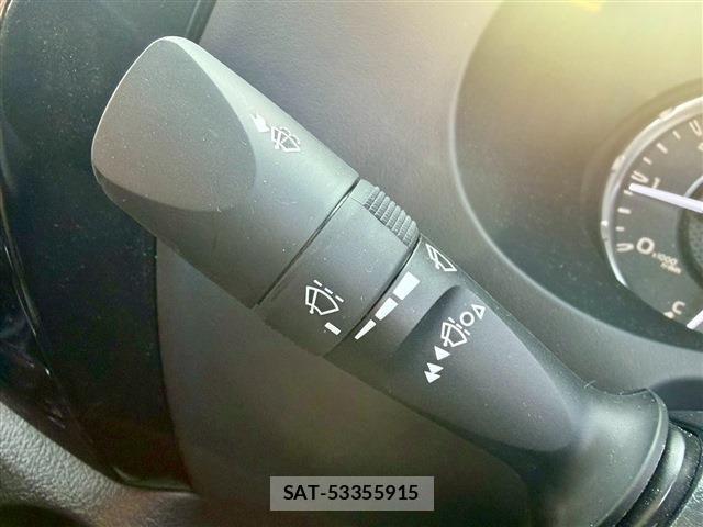 Toyota HILUX 2022-09 7392355-10