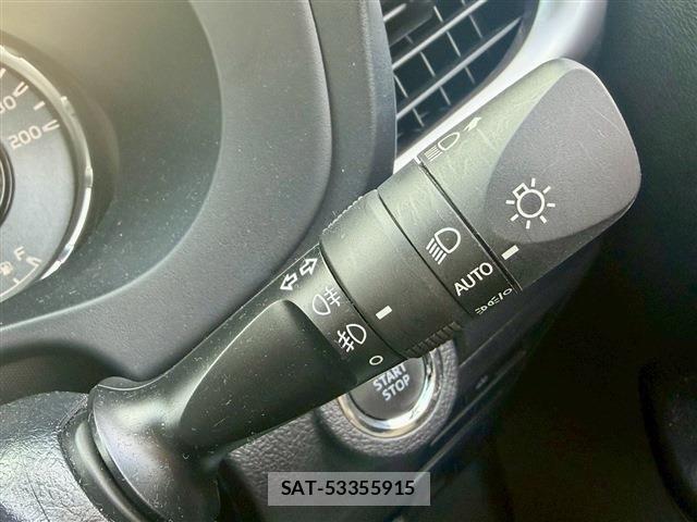 Toyota HILUX 2022-09 7392355-11