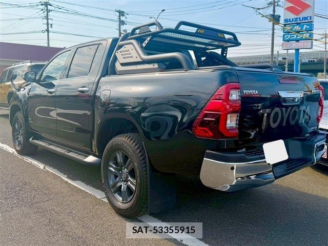 Toyota HILUX 2022-09 7392355-17