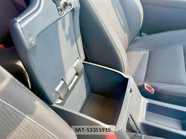 Toyota HILUX 2022-09 7392355-26