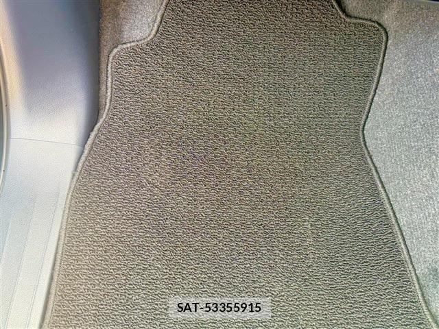 Toyota HILUX 2022-09 7392355-28