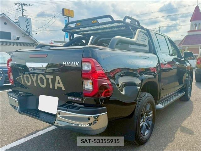 Toyota HILUX 2022-09 7392355-2