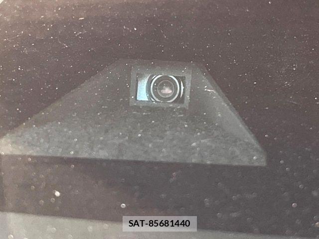 Toyota HILUX 2022-12 7454763-4