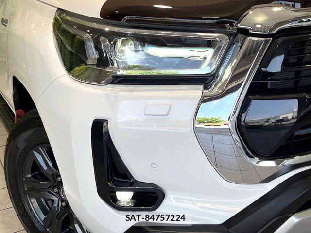 Toyota HILUX 2022-11 7454762-12