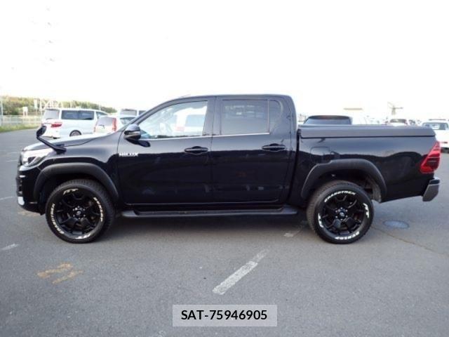 Toyota HILUX 2019-05 7454765-7