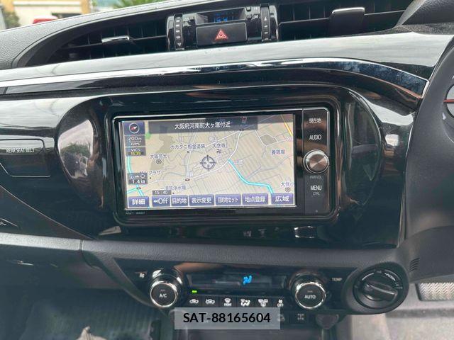 Toyota HILUX 2019-02 7508835-18