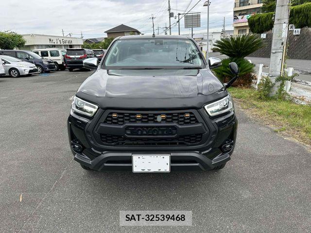 Toyota HILUX 2022-01 7508829-1