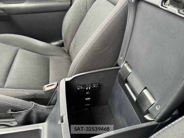 Toyota HILUX 2022-01 7508829-26