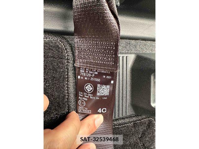Toyota HILUX 2022-01 7508829-27