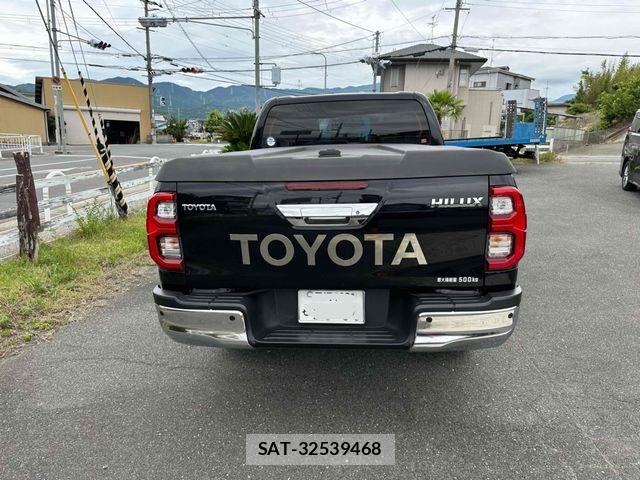 Toyota HILUX 2022-01 7508829-3